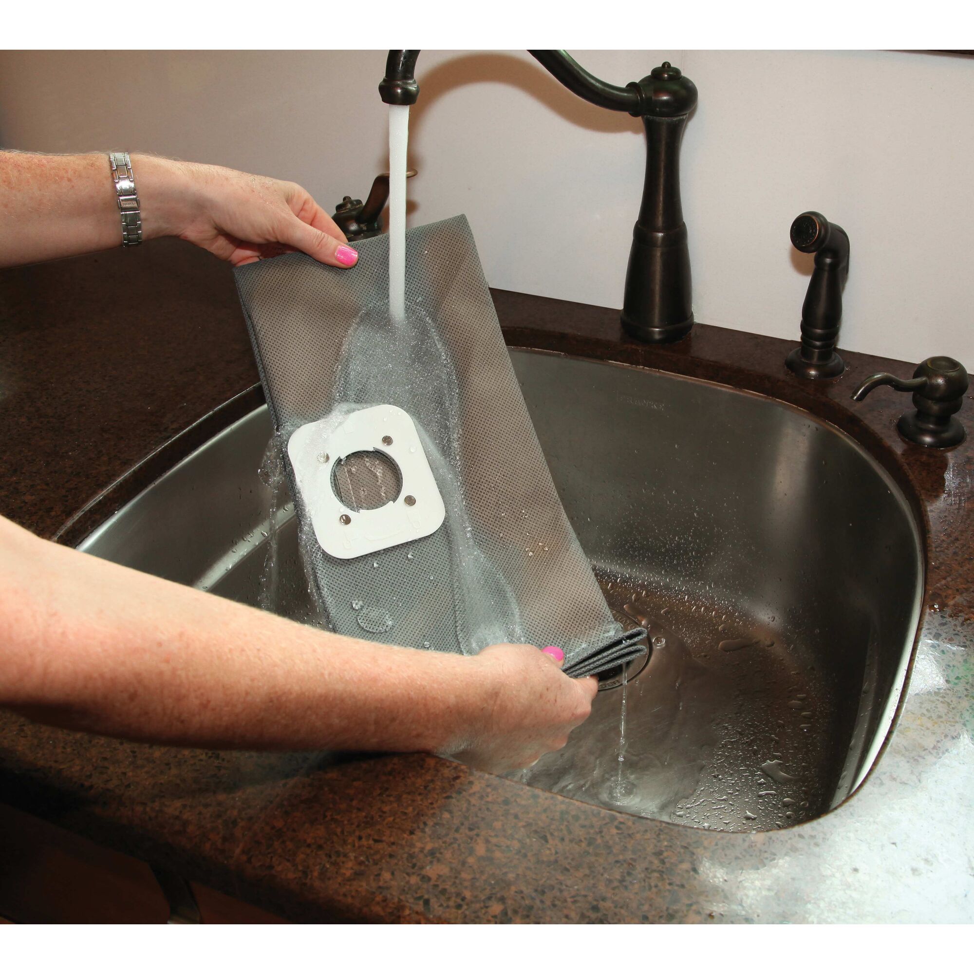 Aspiradora polvo-agua 1200W | BLACK+DECKER